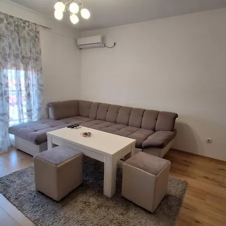 Apartman Majna Modrica Exterior photo