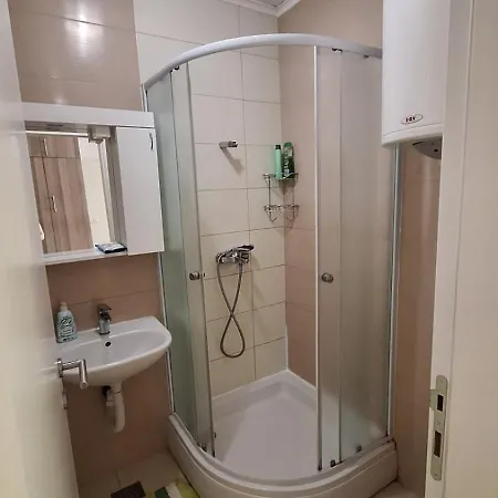 Apartman Majna Modrica Exterior photo