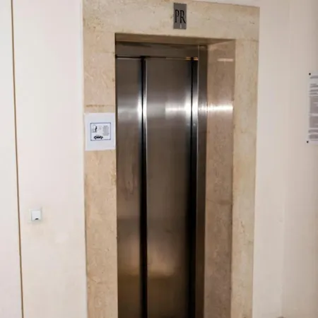 Apartman Majna Modrica Exterior photo